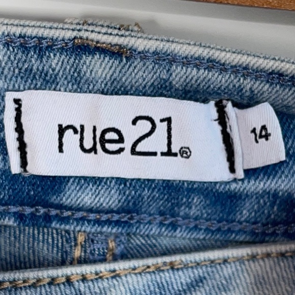 Rue 21 High Rise Cargo Wide‎ Leg Size 14 - Picture 6 of 11